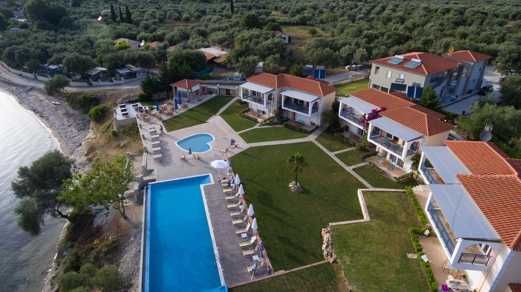 Thesmos Village Mýtikas 외부 사진