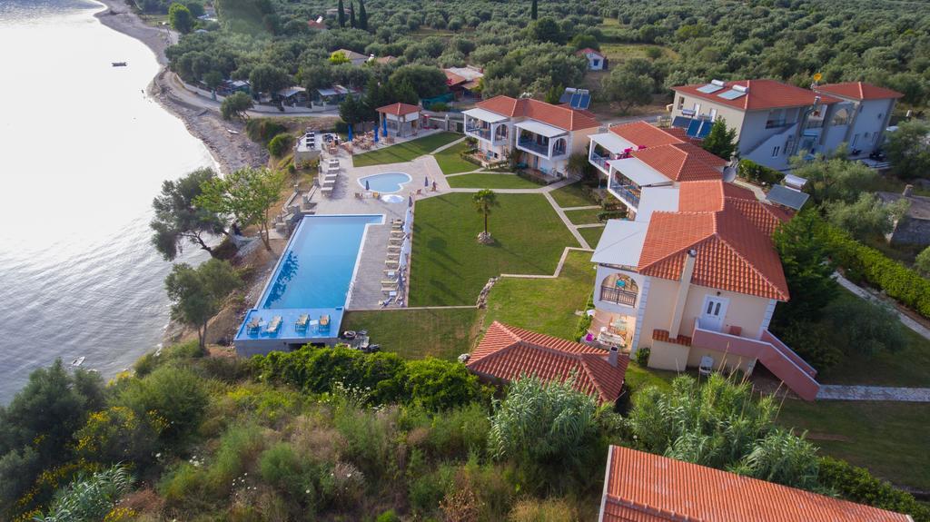 Thesmos Village Mýtikas 외부 사진
